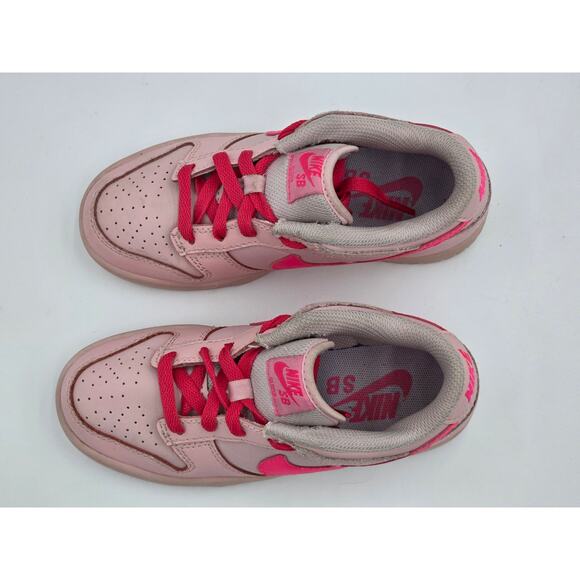 Nike SB Dunk Low GS DH9756-061 Pink Foam and Hyper Pink Youth Skate Shoes Sz1.5Y - Picture 2 of 8